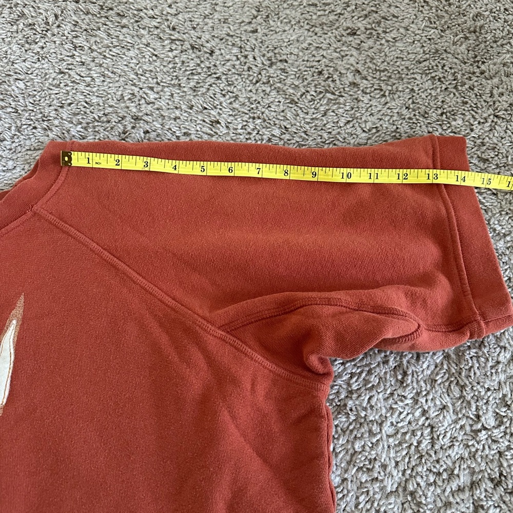 imogene + willie women’s Burnt Orange short sleeve bolt sweatshirt large NWT - Picture 9 of 10